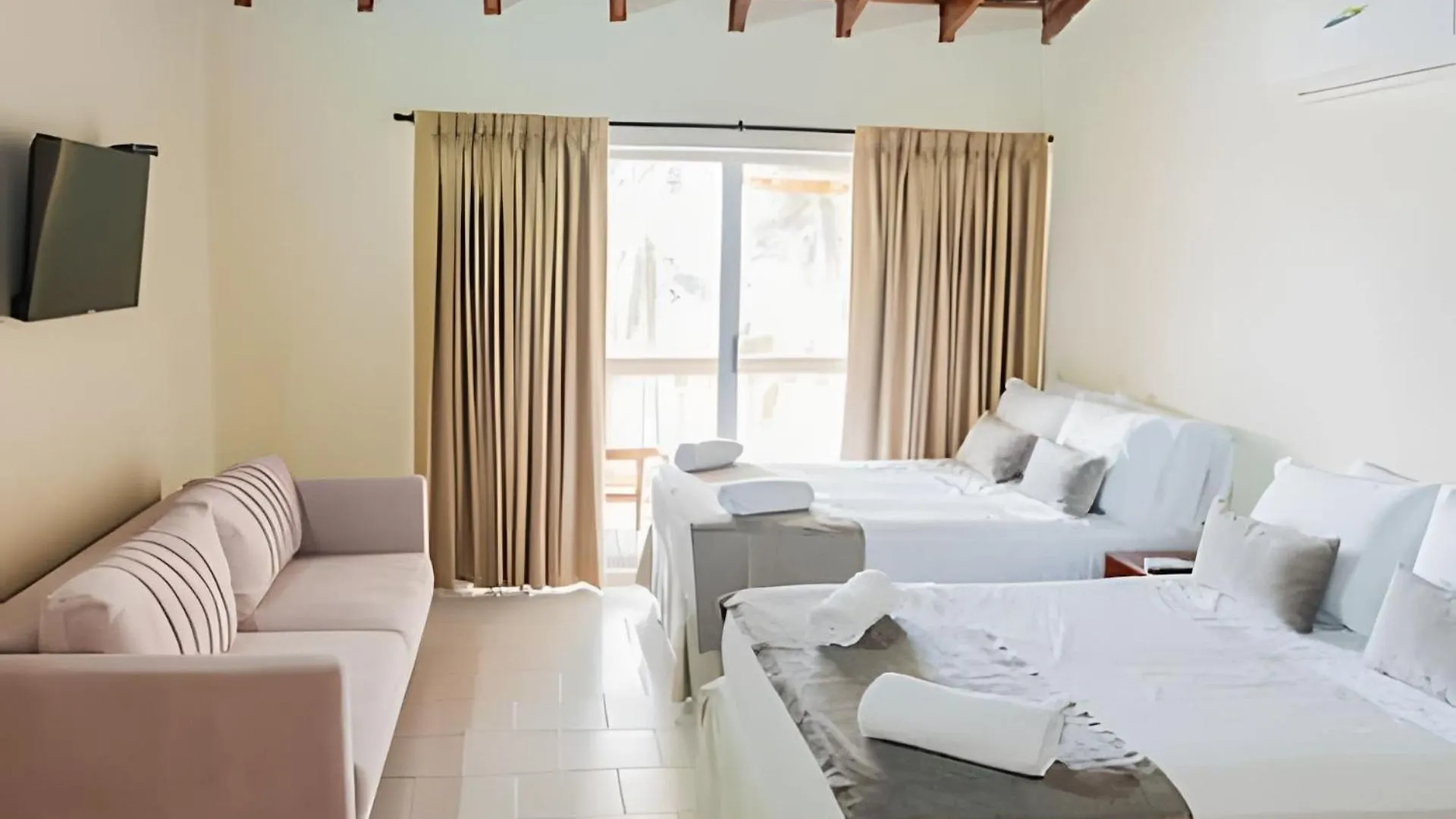 Playa Palmeras Beach Resort Cartagena Colombia