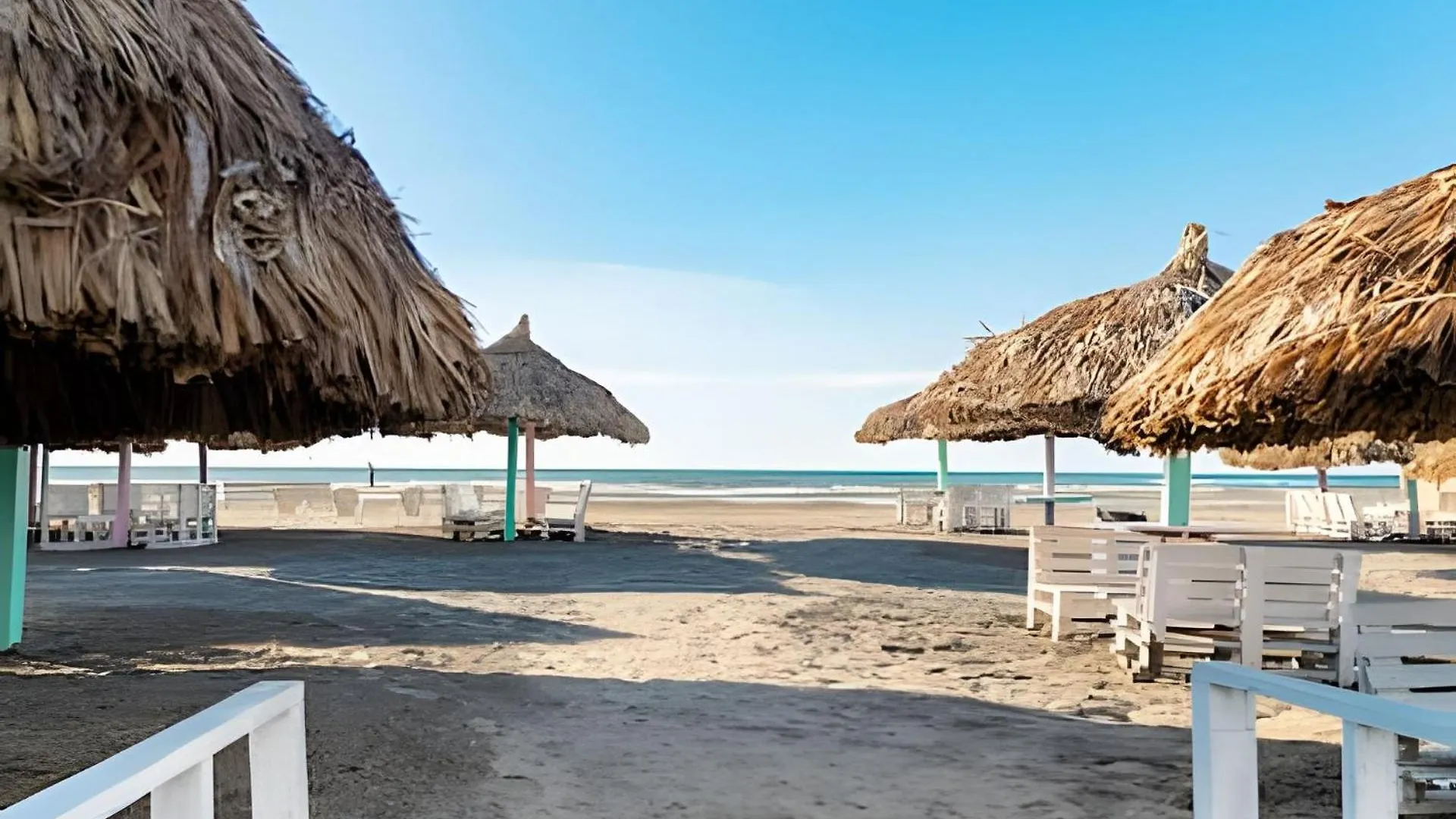 Playa Palmeras Beach Resort Cartagena