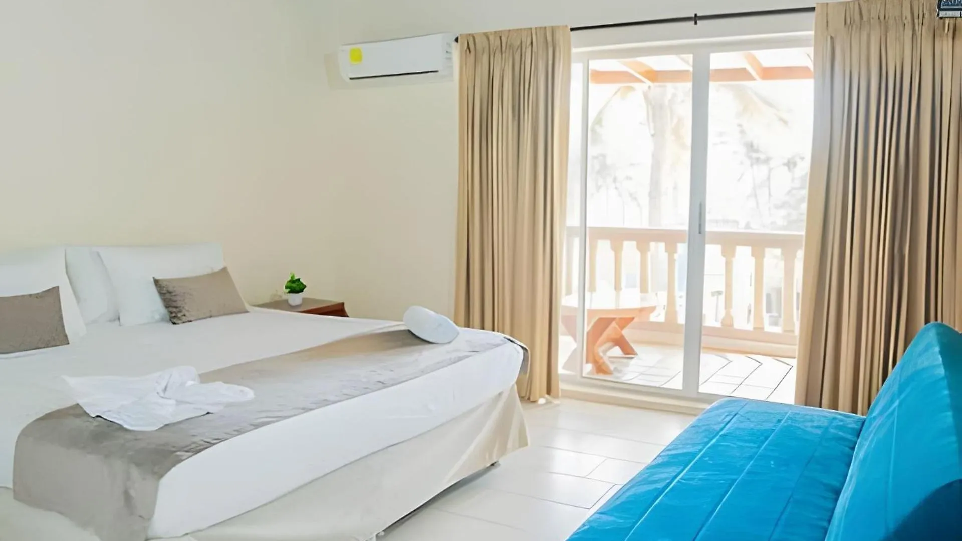 Hotel Playa Palmeras Beach Resort Cartagena