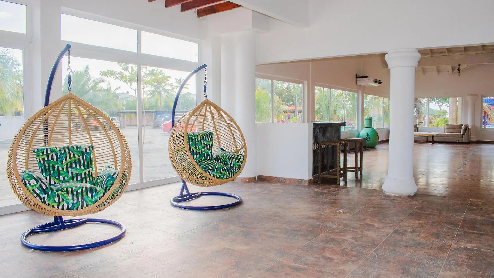 Playa Palmeras Beach Resort Cartagena
